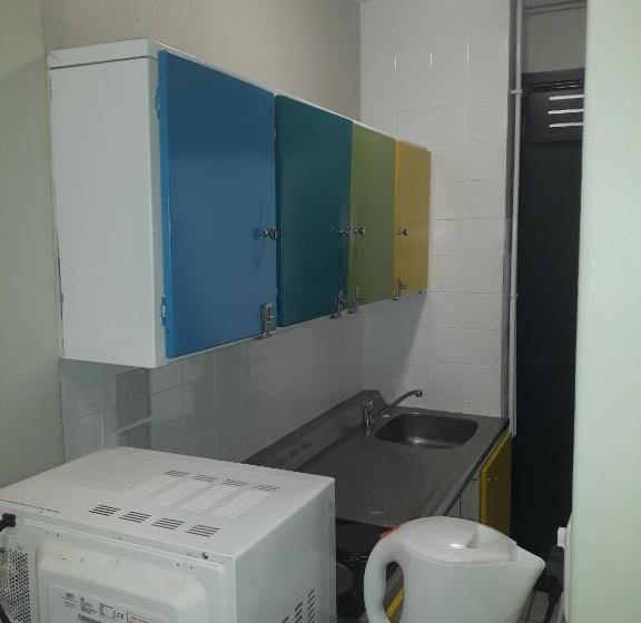 استودیوی استاندارد با چشم‌انداز دریا, Seaboard Hotel & Holiday Apartments