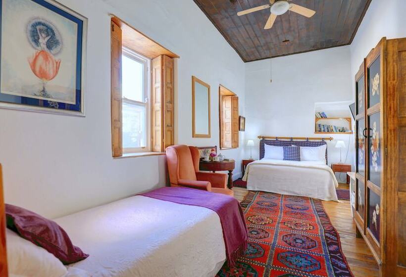 Трехместный Номер Комфорт, 81 On Church Guest House