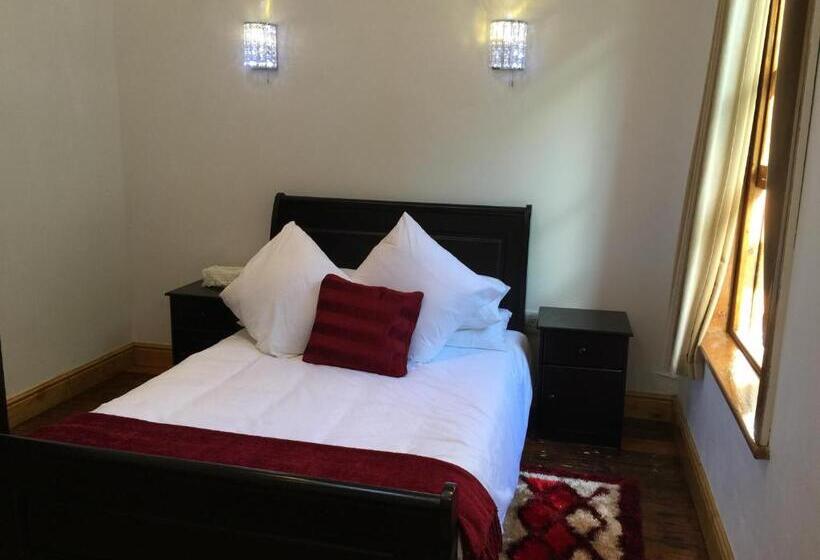 Номер Deluxe, Central Hotel Guest House