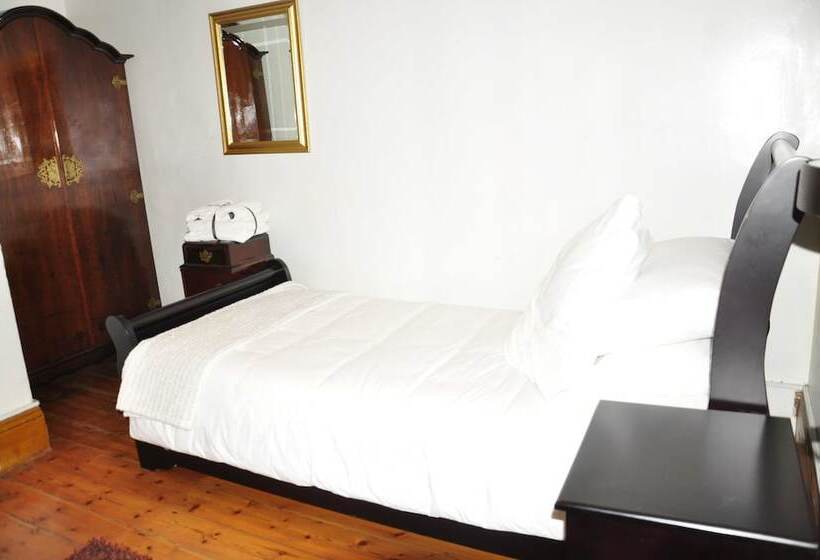 Номер Стандарт, Central Hotel Guest House