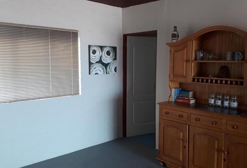 Triple Room Sea View, Jack's Seaview Inn