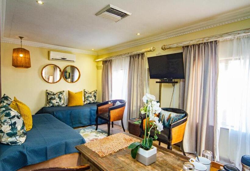 Quarto Familiar, La Loggia Bed And Breakfast