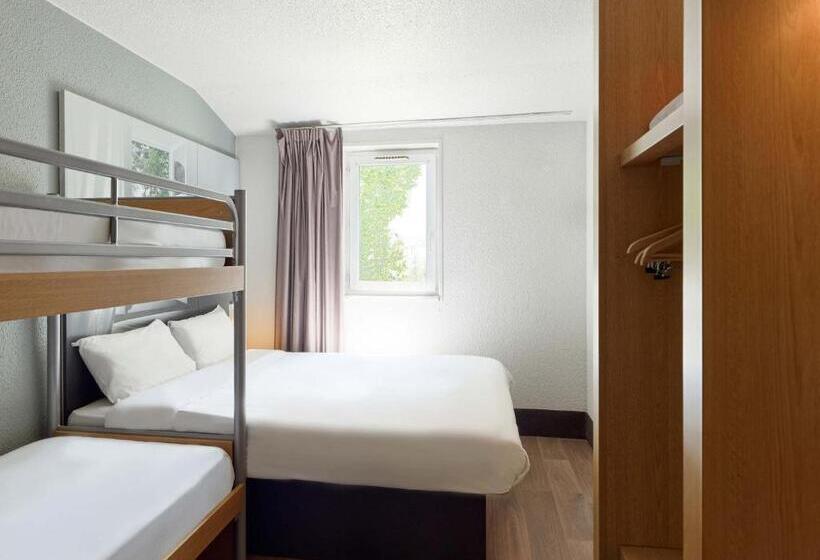 חדר סטנדרט לארבעה, B&b Hotel Paris Nord Villepinte
