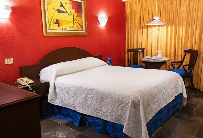 스탠다드 룸 킹사이즈 침대, Tapachula