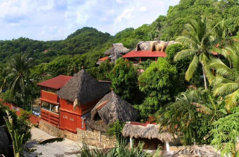 スーペリアーバンガロー, Villa Escondida