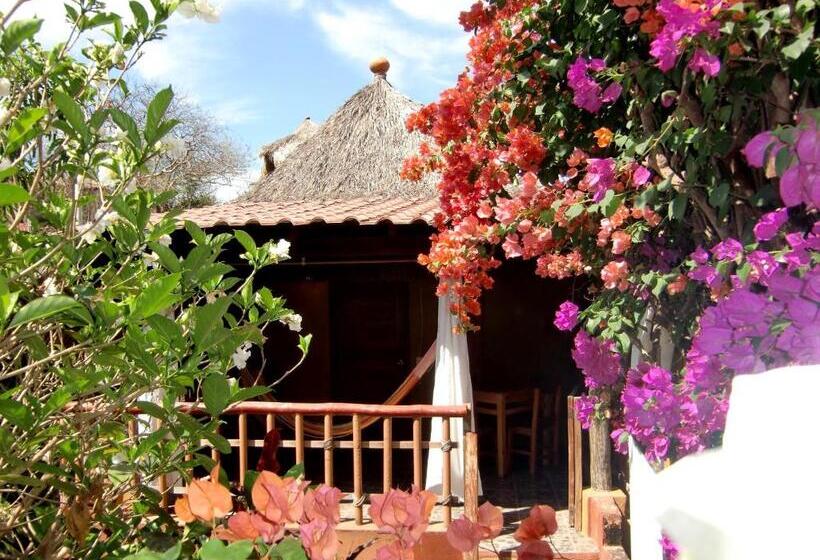 标准平房, Villa Escondida