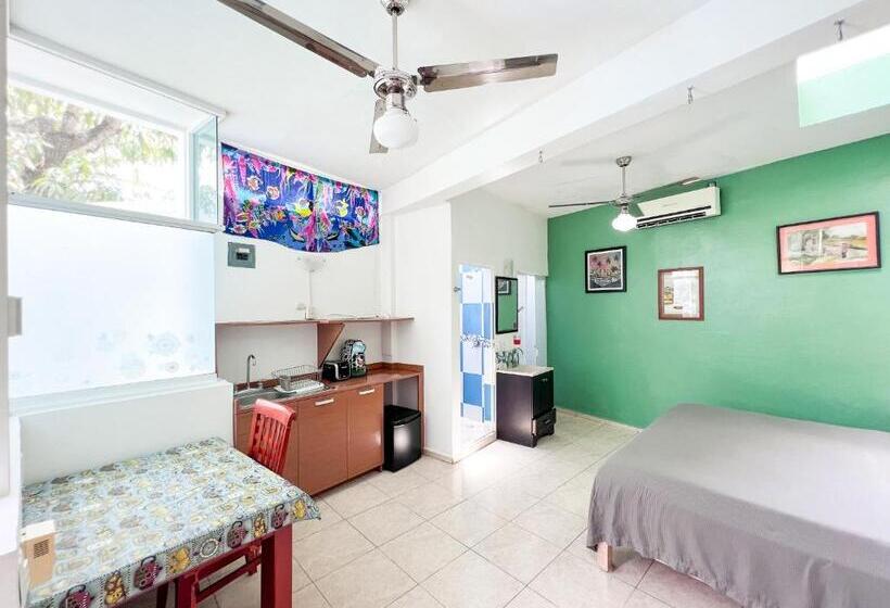Studio Deluxe, Ith Sayulita Amazing Surf Hostel