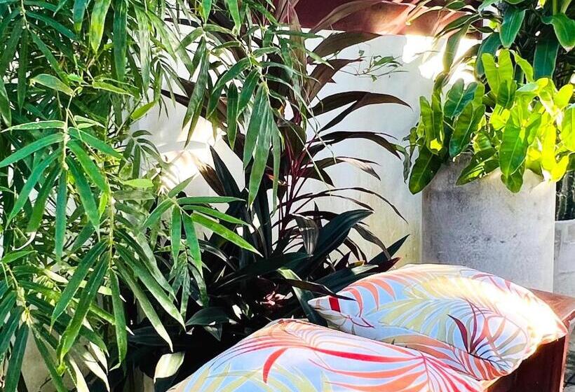 اتاق لوکس, Villa Famiri Boutique