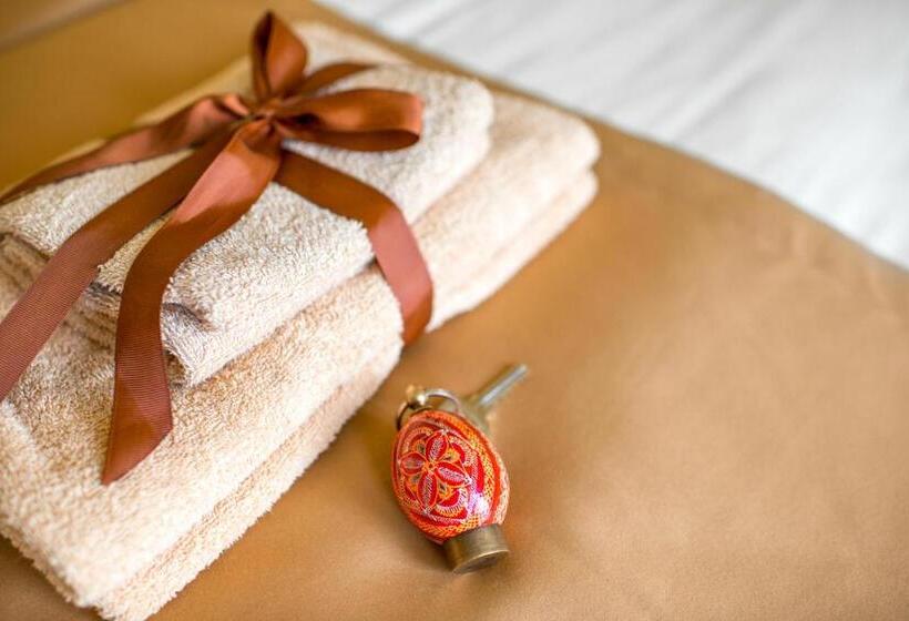 اتاق استاندارد با بالکن, &spa Pysanka, готель писанка, 3 сауни та джакузі   індивідуальний відпочинок у спа