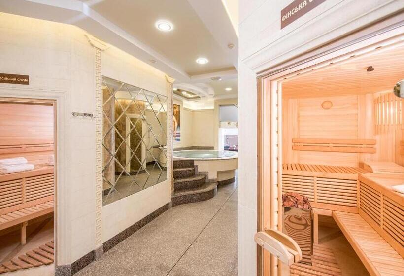 سوییت جونیور با بالکن, &spa Pysanka, готель писанка, 3 сауни та джакузі   індивідуальний відпочинок у спа