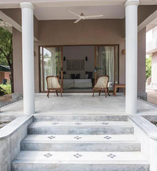 Вилла 1 Спальня Вид на Сад, Nagenahira Beach Villa