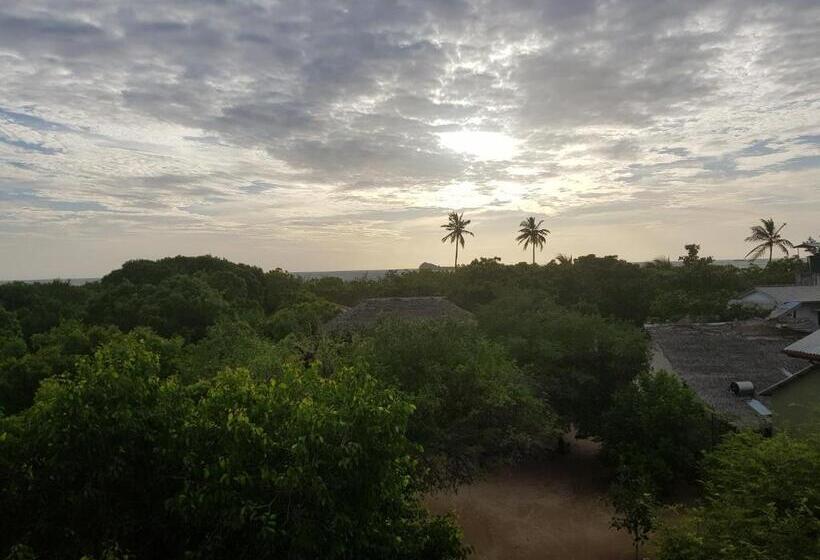 Люкс Deluxe Вид на Море, Nagenahira Beach Villa