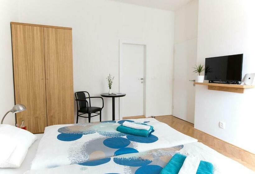 标准间, Bed And Breakfast Placzek