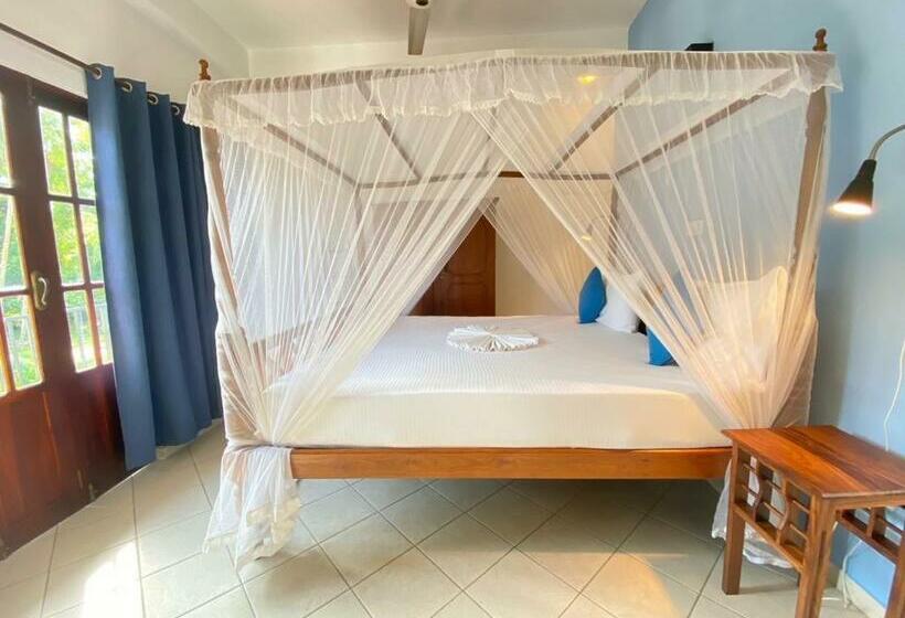 Номер Deluxe, Unawatuna Nor Lanka