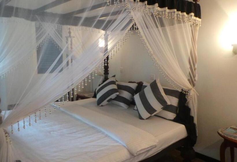 Классический Номер Вид на Сад, Villa Tissa Beach Resort