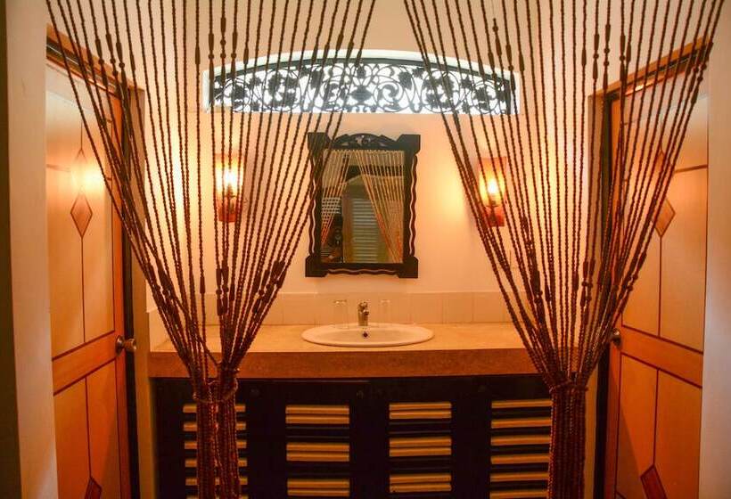 Классический Номер Вид на Сад, Villa Tissa Beach Resort