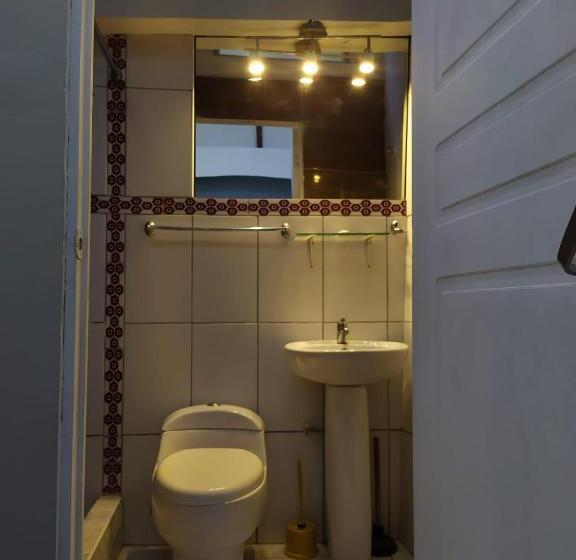 اتاق استاندارد, Yllari S Inn