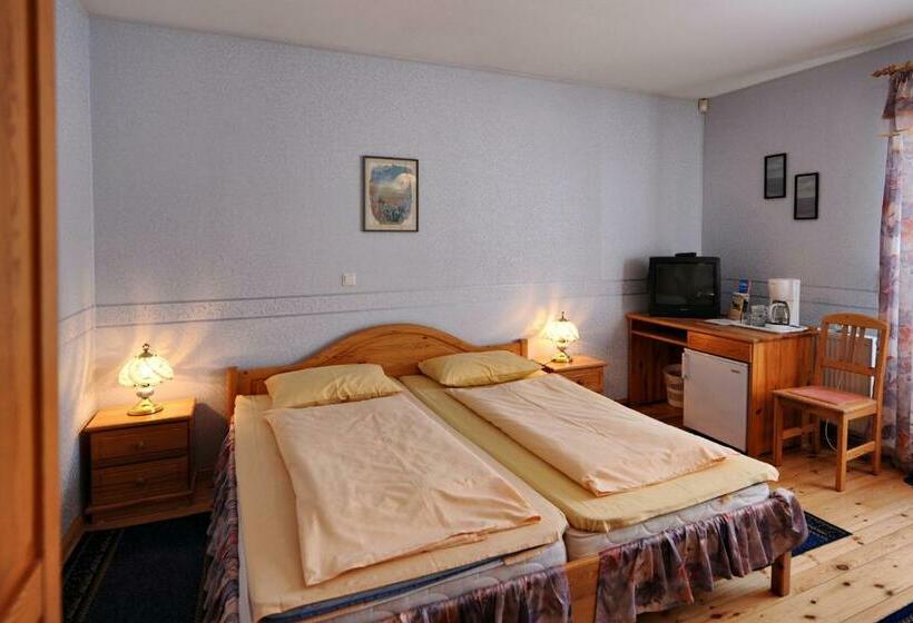 اتاق استاندارد با بالکن, Villa Johanna Guesthouse