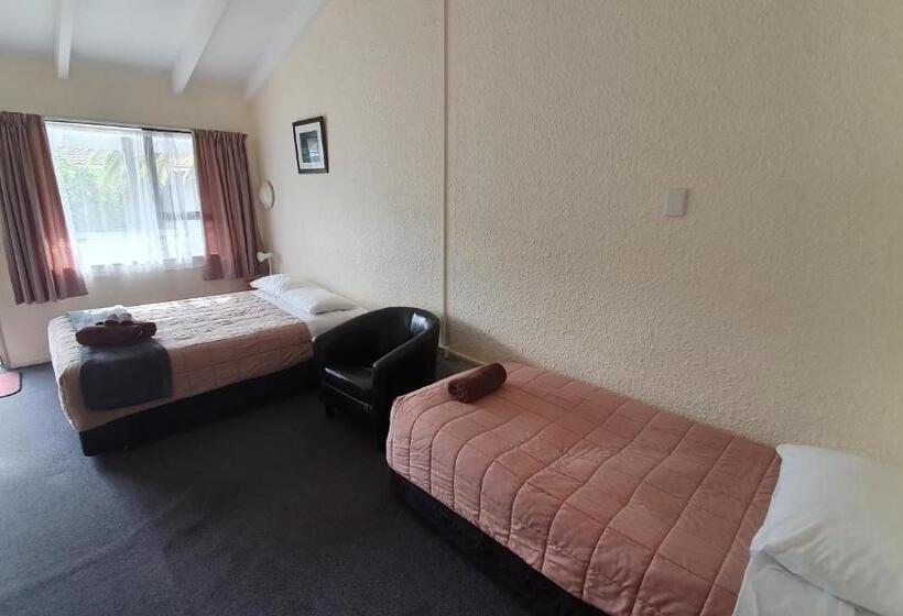 Студия Стандарт, Cortez Motel