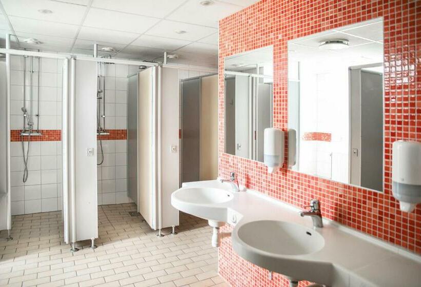 اتاق استاندارد با سرویس بهداشتی مشترک, Kvibergs Vandrarhem   Hostel