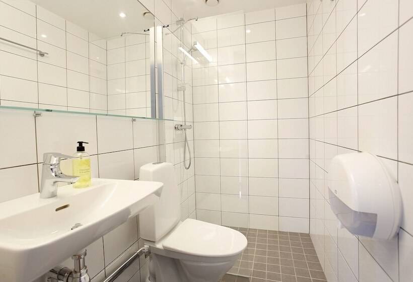 اتاق استاندارد چهار تخته, Kvibergs Vandrarhem   Hostel