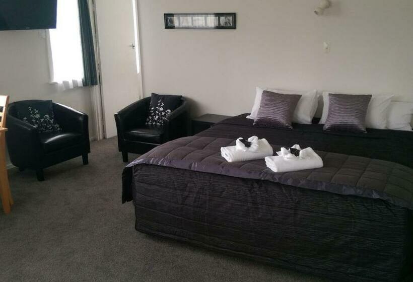 Студия Стандарт, Palm Motel Waihi