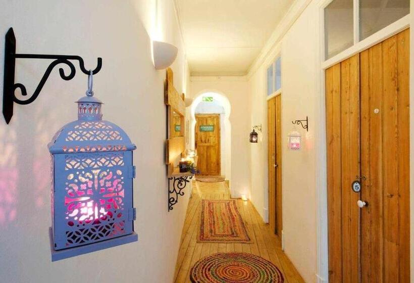 اتاق لوکس, Casa Da Tia Amalia