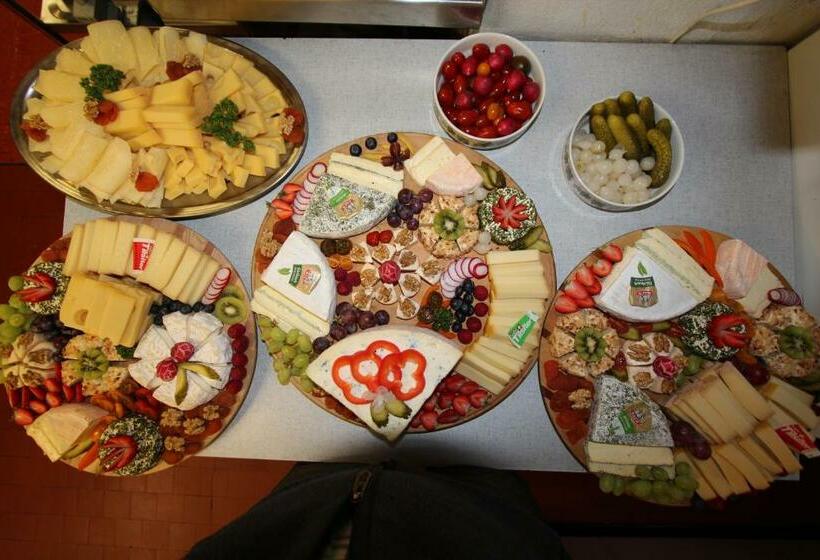 Номер Стандарт Индивидуальный, Restaurant Alpina