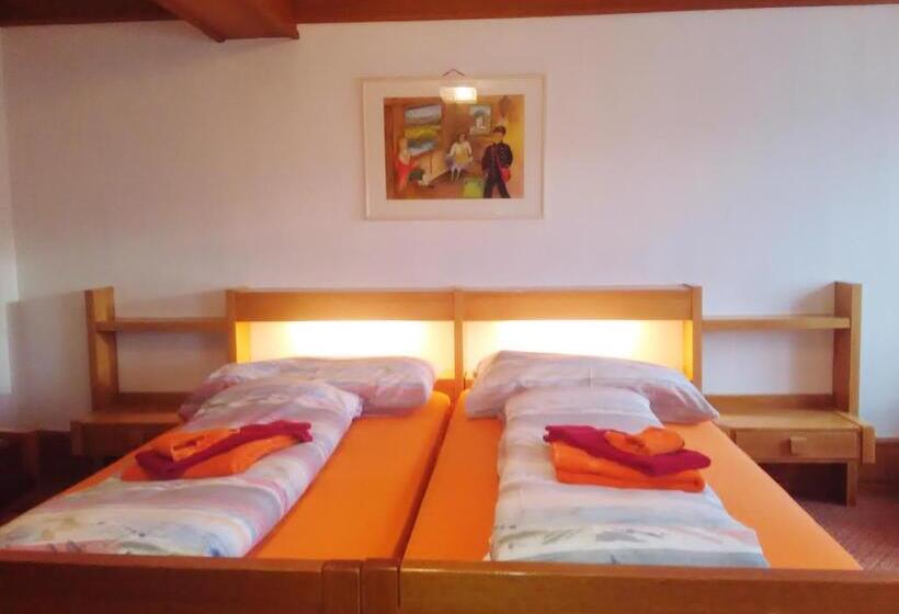 Номер Стандарт, Heidi Guesthouse Amden Sternen