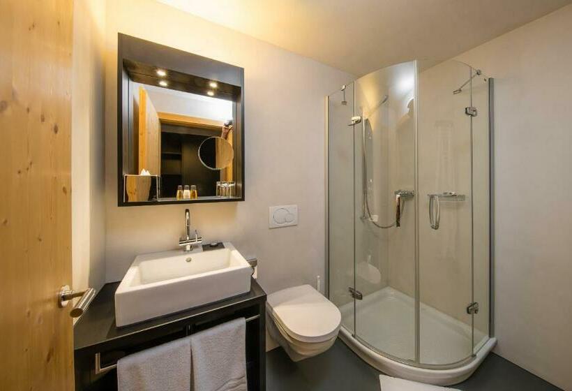 标准间, Pensiun Aldier