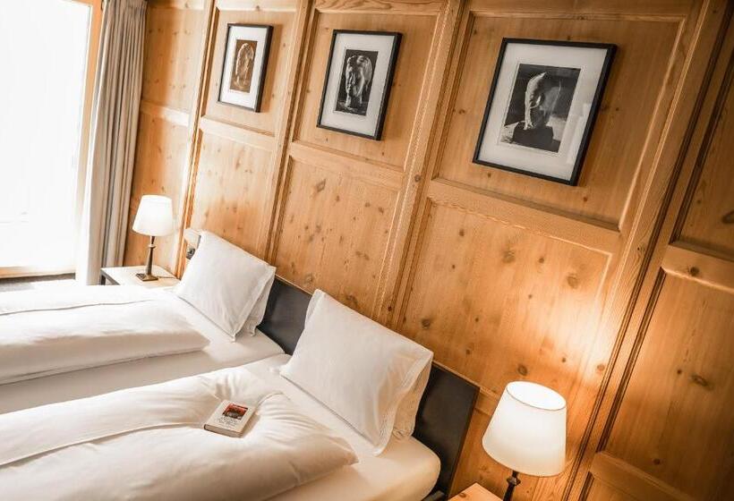 小型套房带阳台, Pensiun Aldier