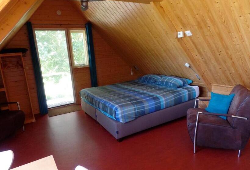 스탠다드 스튜디오, B&b En Vakantiehuisje Ursula