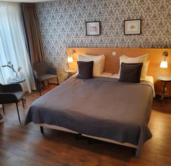 스탠다드 트리플 룸, City Hotel Meppel