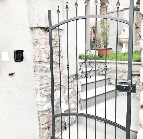 Номер Стандарт с Балконом, Casa Barteèi
