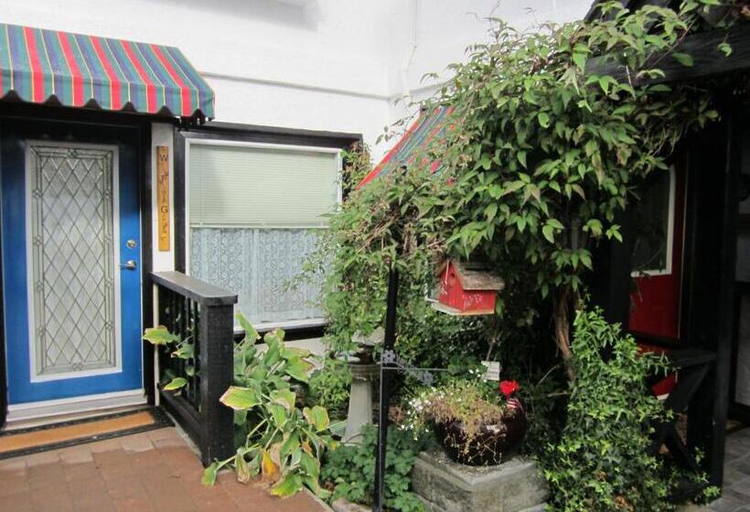 スイート, Heathergate Cottage And Suites