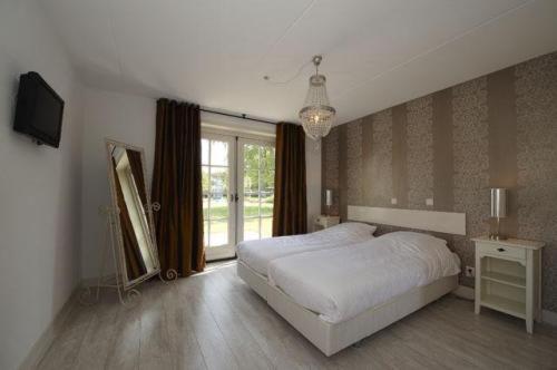 Номер Deluxe с Террасой, Recreatiepark Wiringherlant