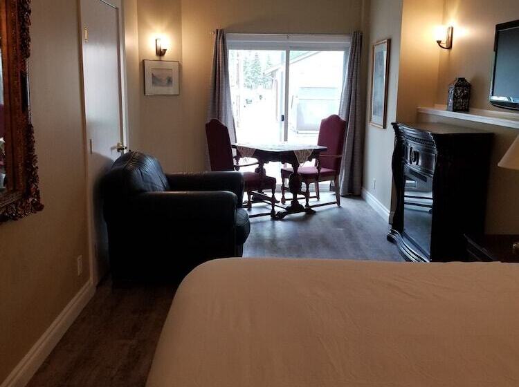 디럭스 룸, Lady Macdonald Country Inn