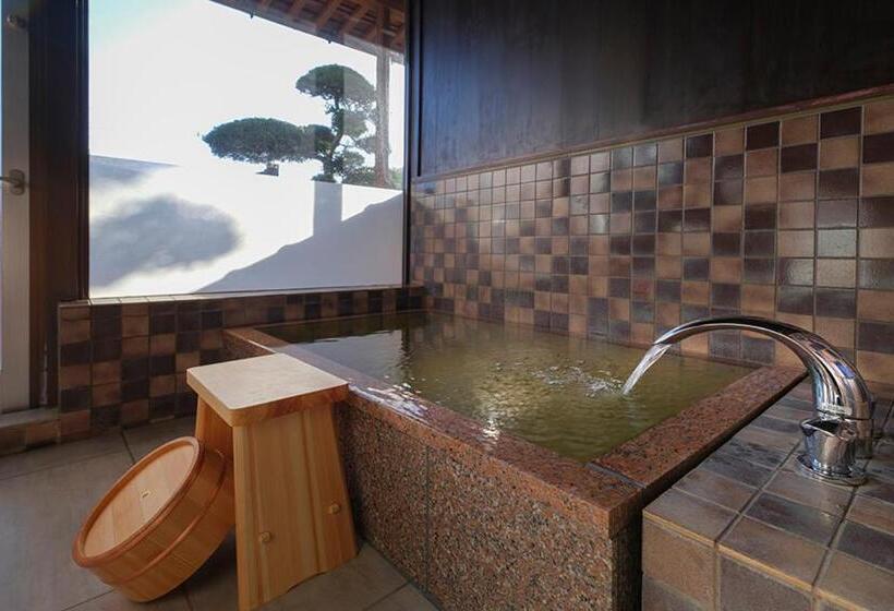 Family Suite, Ryokusuitei