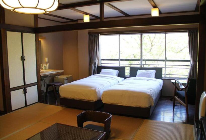 Номер Стандарт, Ryokan Yoshidaya