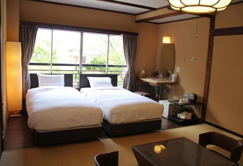 Номер Стандарт, Ryokan Yoshidaya