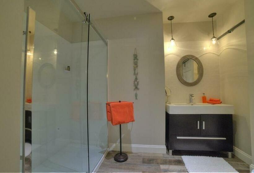 标准房带园景, Shawnigan Suite B & B