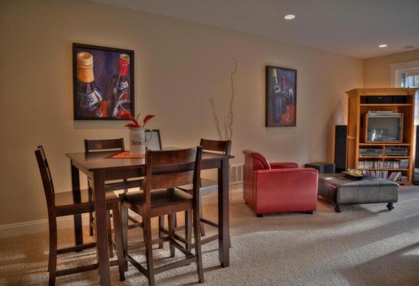 스탠다드 룸 가든 전망, Shawnigan Suite B & B
