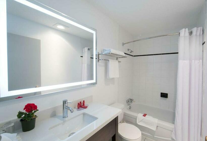 סוויטה עם מיטת קווין, Surestay Hotel By Best Western Castlegar