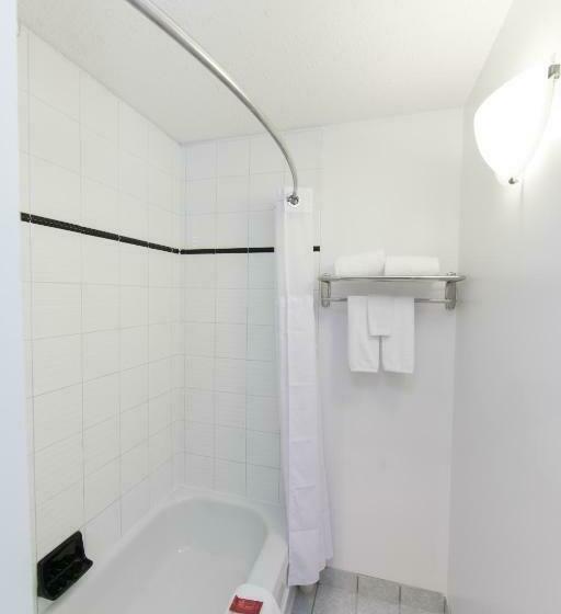 Люкс Кровать Квин, Surestay Hotel By Best Western Castlegar