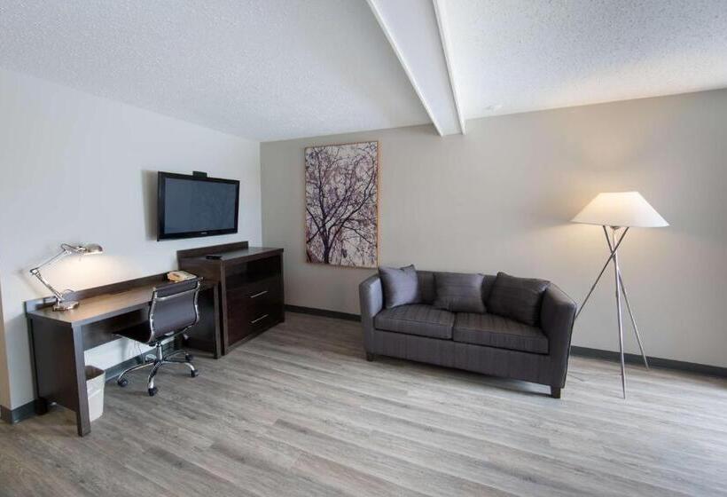 Люкс, Surestay Hotel By Best Western Castlegar