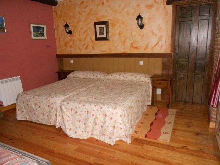 Номер Стандарт, La Mesnadita