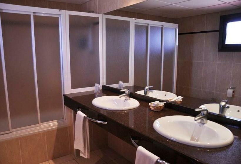 Номер Стандарт, Aparthotel Tres Caminos