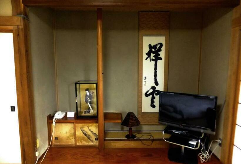 标准间, Oshi Ryokan