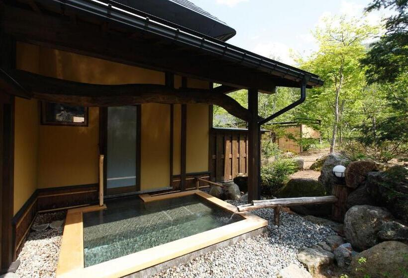 Четырехместный Номер Стандарт, Katsuragi No Sato