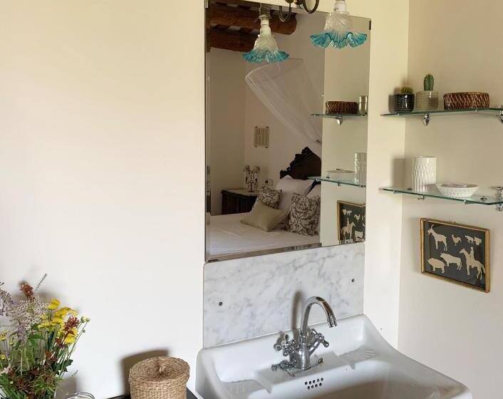 اتاق استاندارد, B&b Can Casadella
